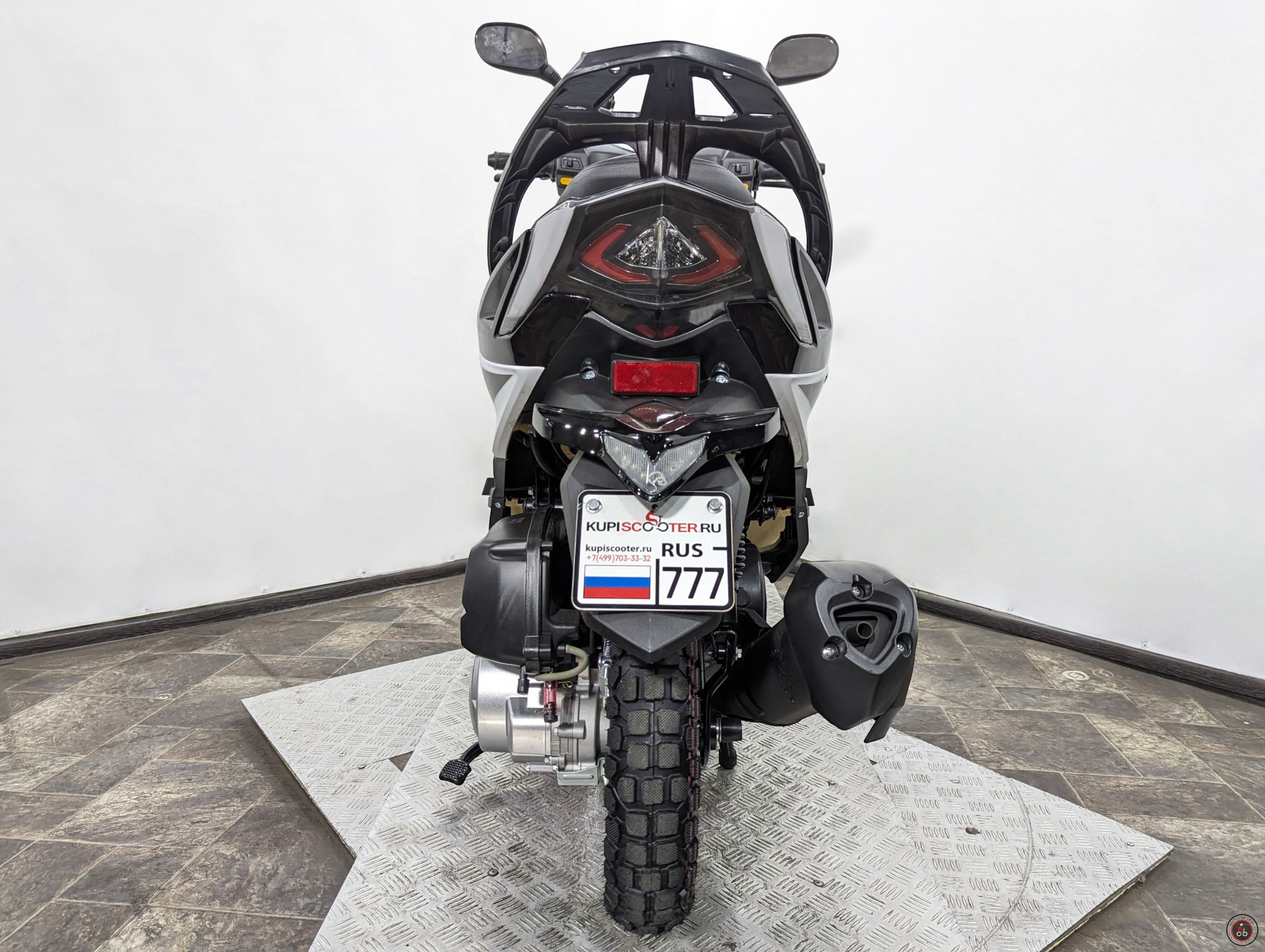 Скутер VMC (Vento) City (49/150cc) бело-черный - Мощность: 11 л.с.
